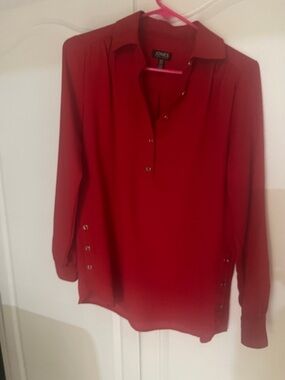 Jones New York Red Long-Sleeve Grommet Tunic